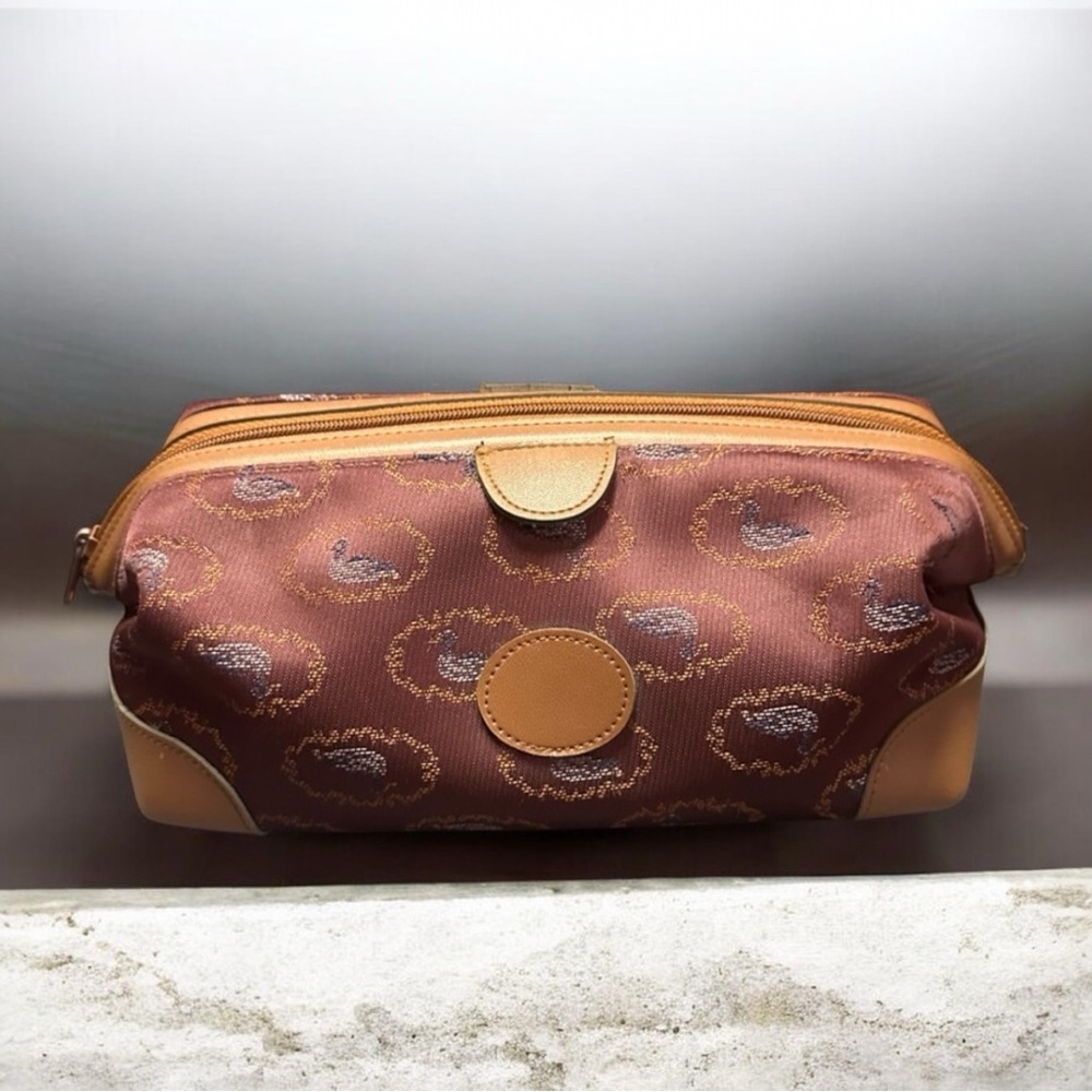 Vintage Tapestry Dopp Bag - Ducks